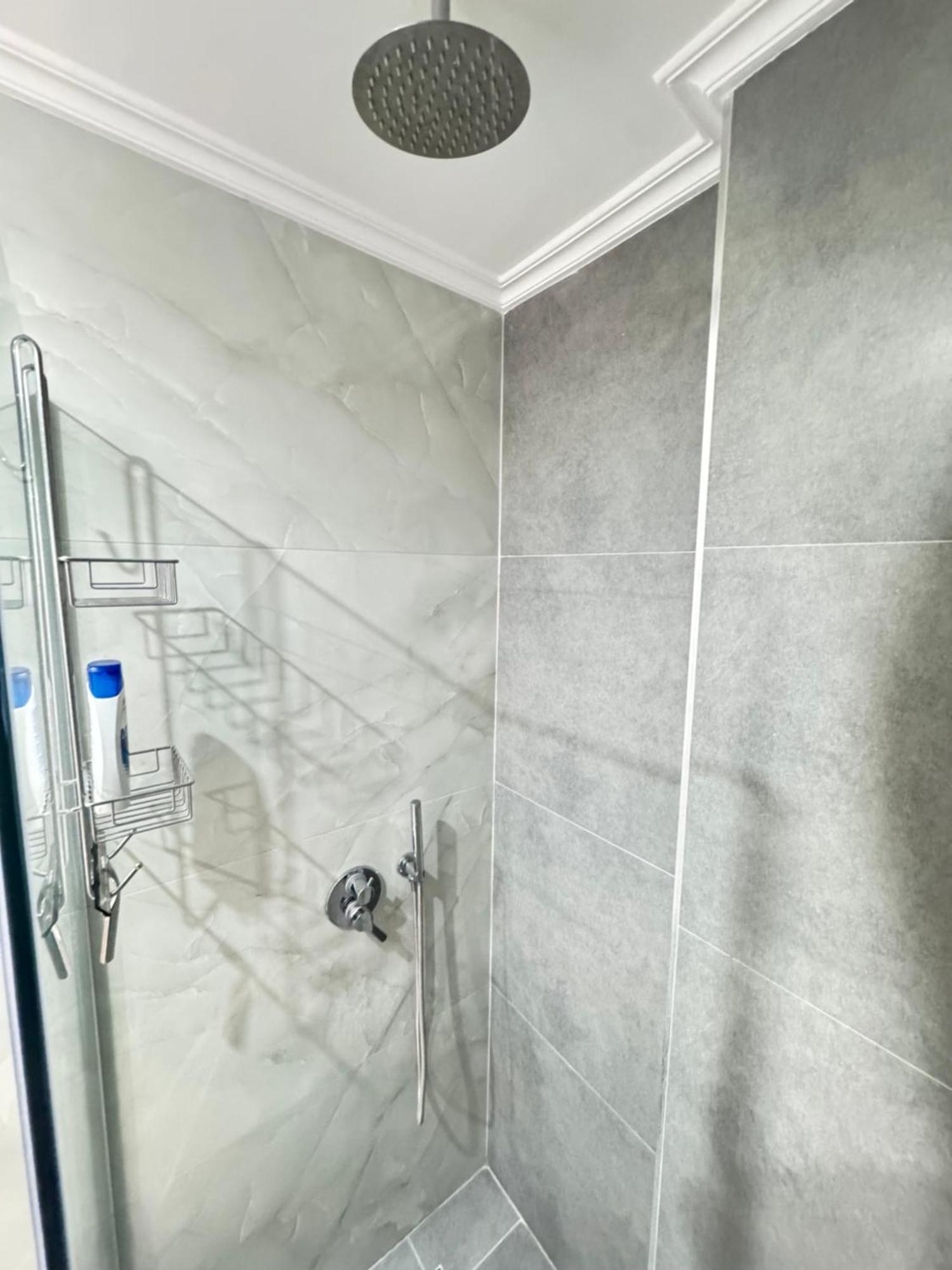 Sun & Sea Apartment Saranda المظهر الخارجي الصورة